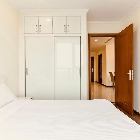 *Bom Homes* Vinhomes Central Park- Luxury Apartment Хошимин Экстерьер фото