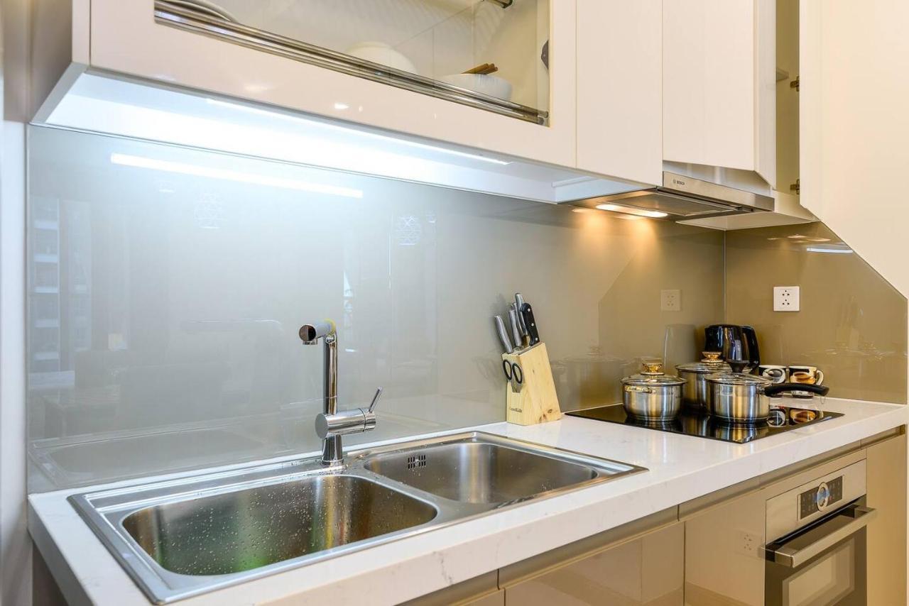 *Bom Homes* Vinhomes Central Park- Luxury Apartment Хошимин Экстерьер фото
